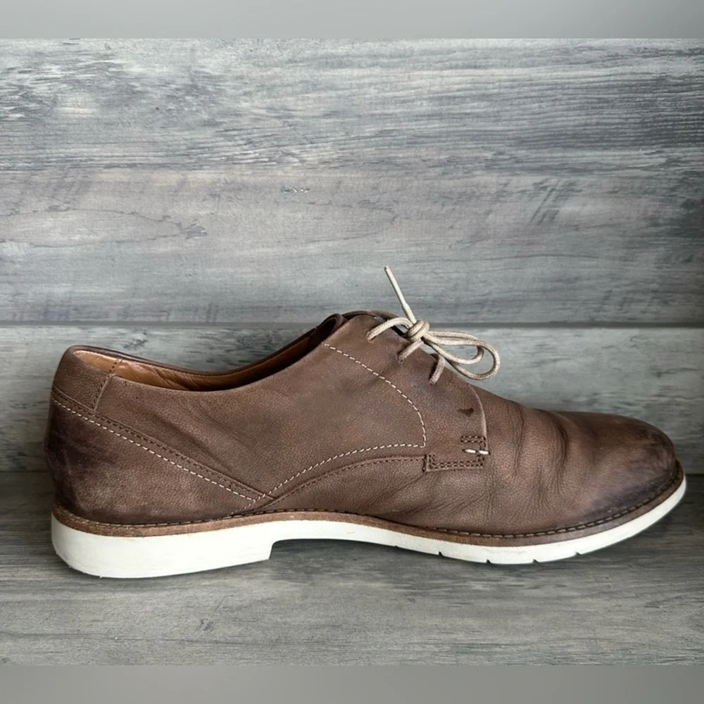 Clarks authentic 1825